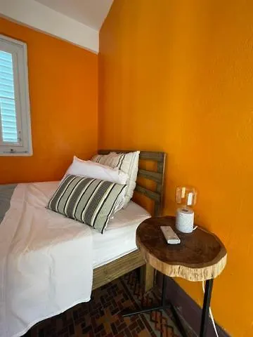 Fresh Tropical Colonial Style Walk-Up- Rooftop Terrace- Beach View 圣胡安
