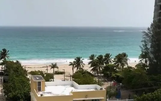 Fresh Tropical Colonial Style Walk-Up- Rooftop Terrace- Beach View 圣胡安 公寓